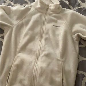 columbia Jacket White and soft